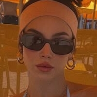 chesca Çıplak