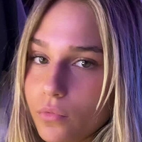 Chloe Nissanoff Çıplak
