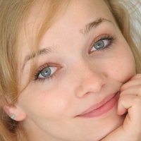 Chloé Petit Çıplak