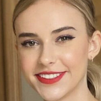 Claire Jameson Çıplak