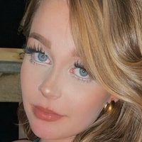 Clara Ellis Çıplak