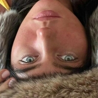 Claudia Valentina Çıplak