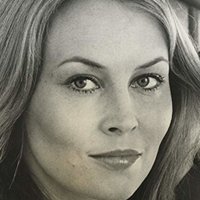 Cornelia Sharpe Çıplak