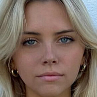 Courtney Antalek Çıplak