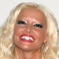 Daniela Katzenberger Çıplak