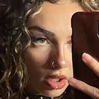 Dina Renee Çıplak