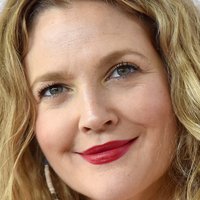 Drew Barrymore Çıplak
