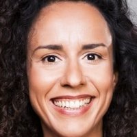 Dunja Dogmani Çıplak
