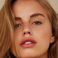 Effy Harvard Çıplak