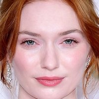 Eleanor Tomlinson Çıplak