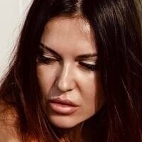 Elena Ptena Çıplak