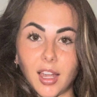 Eli Olivé Çıplak