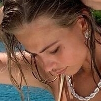 Elin Warnqvist Çıplak