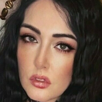 Eliza Lust Çıplak