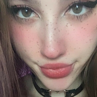 _Elli_Queen_ Çıplak
