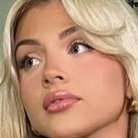 Ellieday Çıplak
