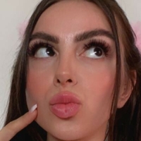 Ema Lee Çıplak