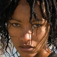 Emilia Burns Çıplak