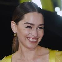 Emilia Clarke Çıplak