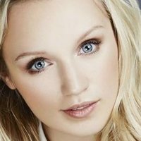 Emily Berrington Çıplak