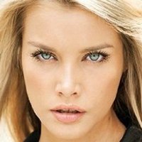 Emily Maddison Çıplak