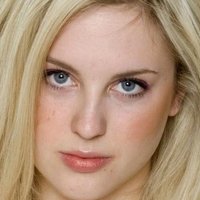 Emily Parr Çıplak