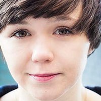 Emily Skeggs Çıplak