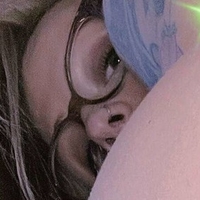 Emily Tokes Çıplak