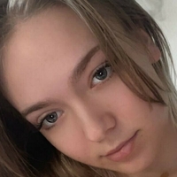 emilyxxoxo Çıplak