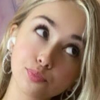 Emma Belle Çıplak