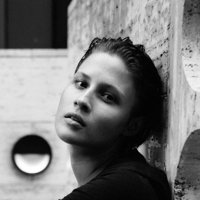 Emma Catherwood Çıplak