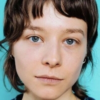 Emma D'arcy Çıplak