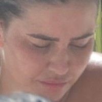 Emma Milton Çıplak