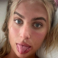 Erin Mia James Çıplak