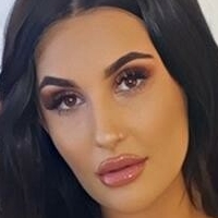 Esme Deacon Çıplak