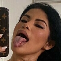 Esther Florez Çıplak
