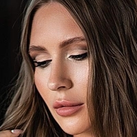 Eva Lunichkina Çıplak
