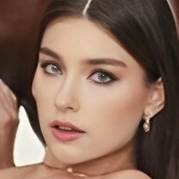 Eva Mosevich Çıplak