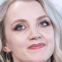 Evanna Lynch Çıplak