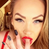 Faye Delphine Çıplak