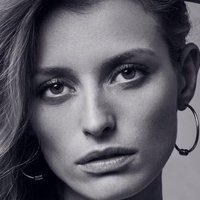 Flavia Lucini Çıplak