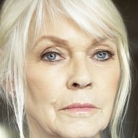 Flo Lawrence Çıplak
