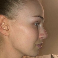 Frederikke Bach Çıplak