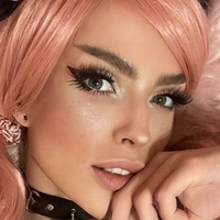 freyasha Çıplak
