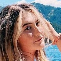 Genevieve Hose Çıplak