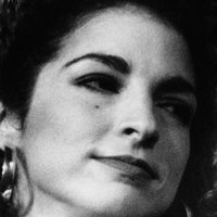 Gloria Estefan Çıplak