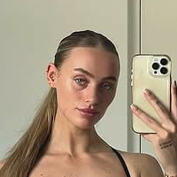 Guusje Çıplak