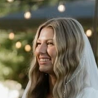 Hailey Johnson Çıplak