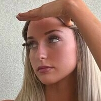 Halliecooper Çıplak