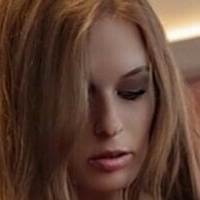 Hana Chomaničová Çıplak